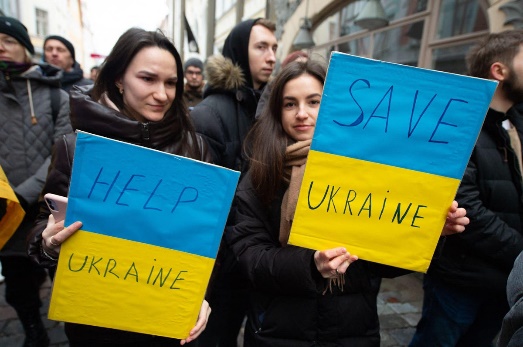 Amid Russian Invasion, New Initiative Launches Free Telemedicine For  Ukrainians Under Siege