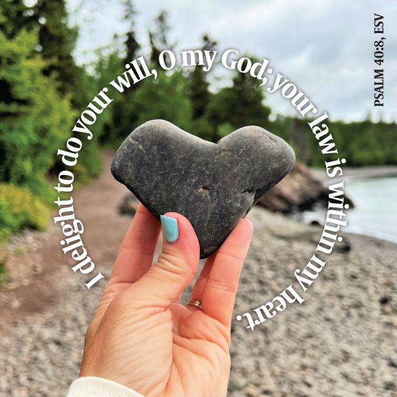 A hand holding a rock in the shape of a heart
AI-generated content may be incorrect.