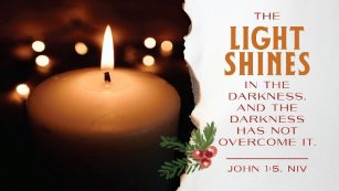 A candle with a flame
AI-generated content may be incorrect.